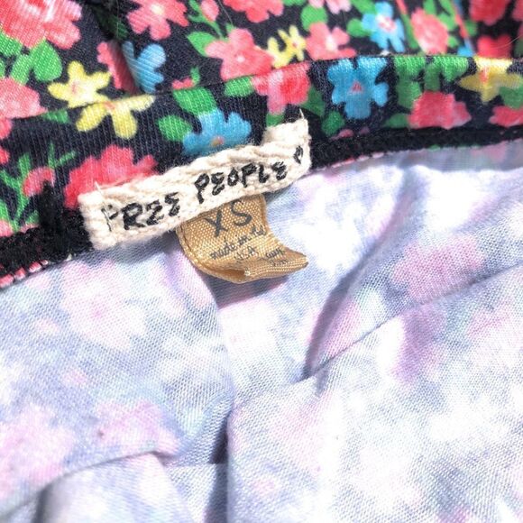 Free People Floral Mini Skirt‎ - Picture 4 of 5